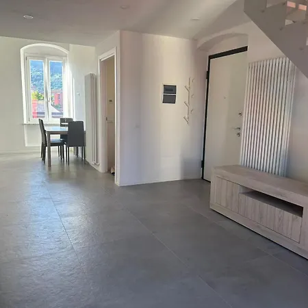- Loft 5 Terre Mare Apartment *