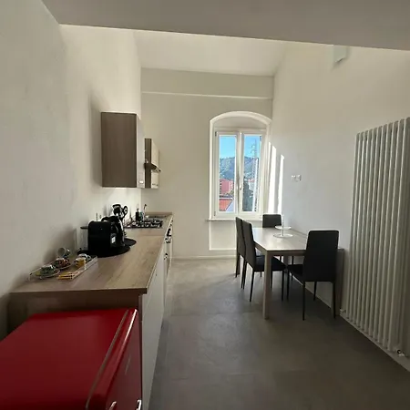 - Loft 5 Terre Mare Apartment *